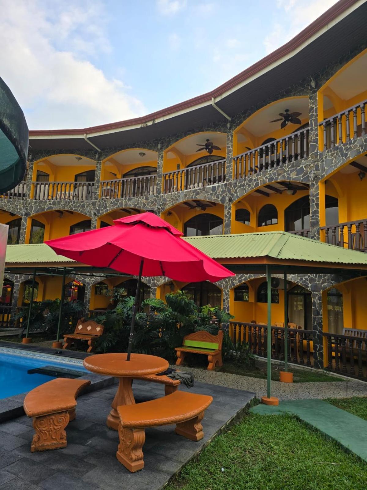 Apartahotel Playa Luna Uvita Exterior photo