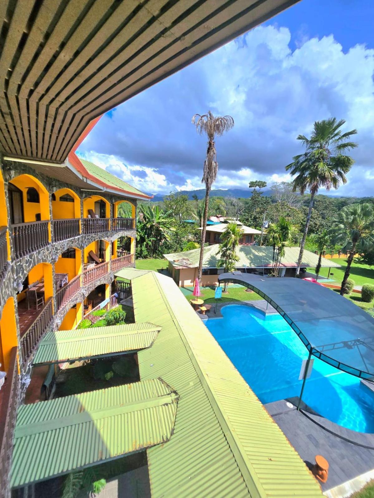 Apartahotel Playa Luna Uvita Exterior photo