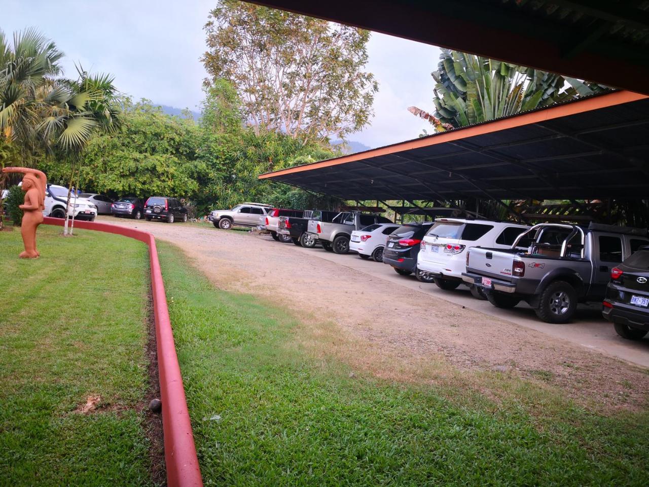 Apartahotel Playa Luna Uvita Exterior photo